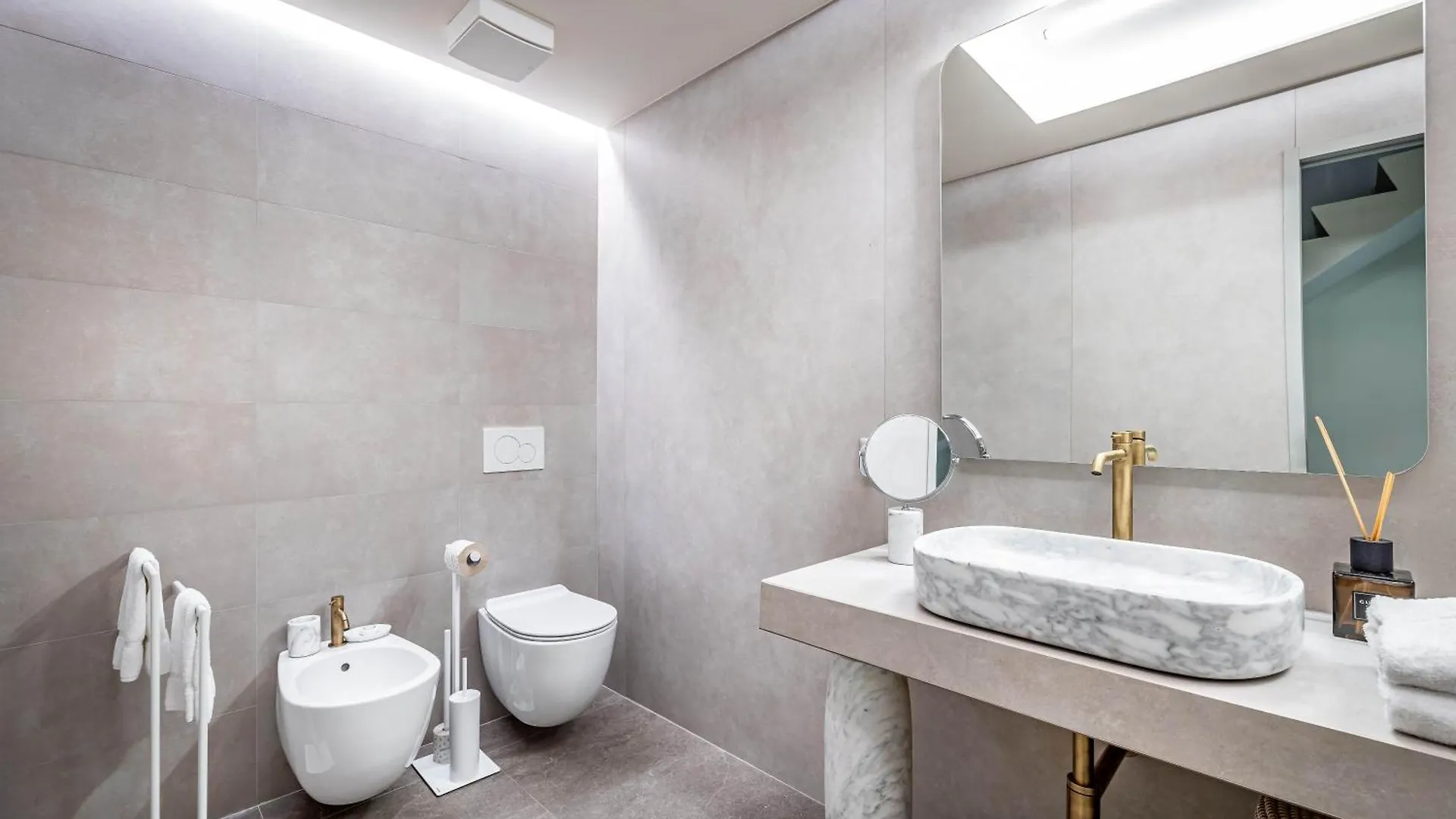Dimora Collection - Le Corti - Boutique Luxury Suites In A Restored 13Th Century Convent, With Sauna And Gym (Adults Only) Florence Aparthotel