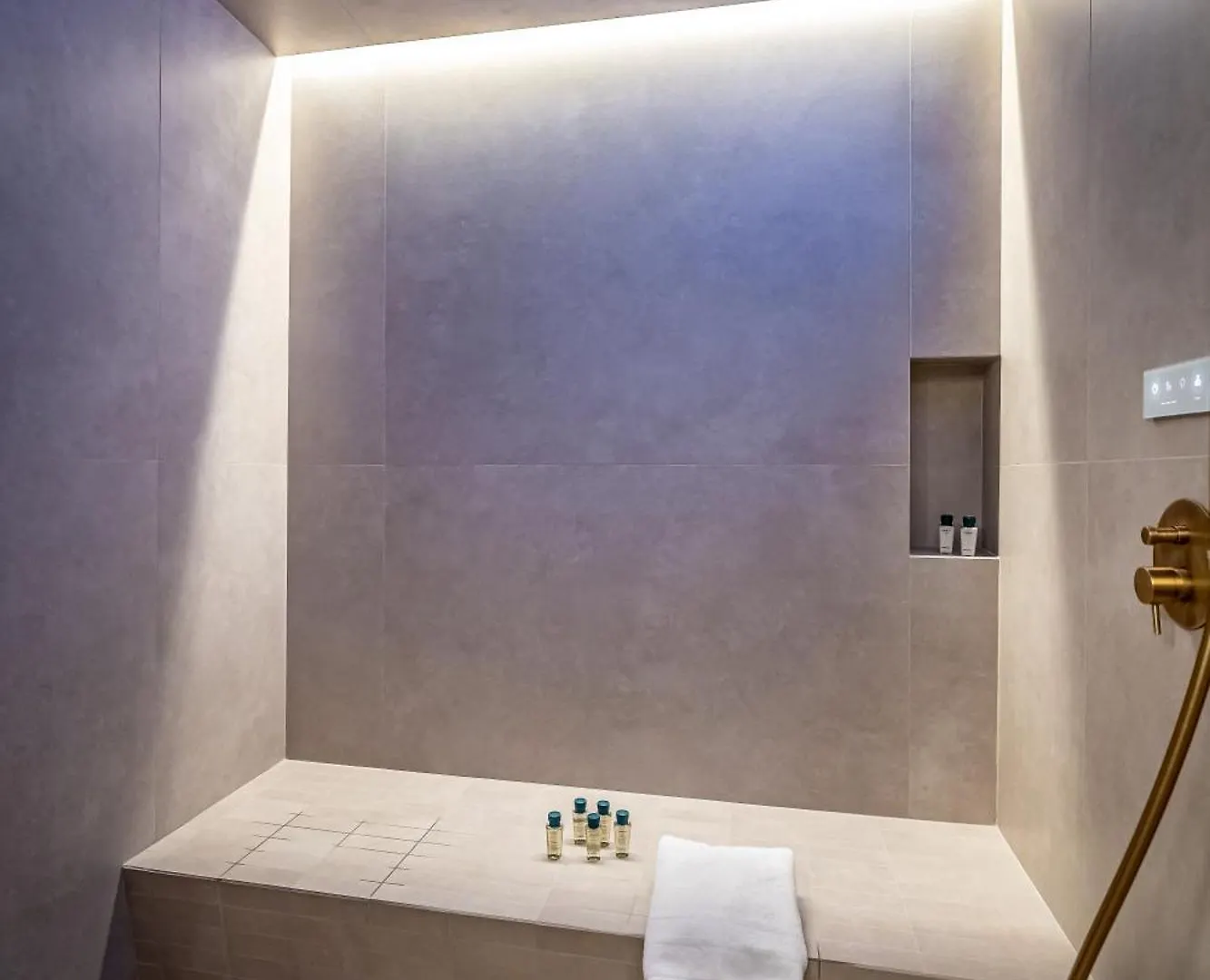 Lägenhetshotell Dimora Collection - Le Corti - Boutique Luxury Suites In A Restored 13Th Century Convent, With Sauna And Gym (Adults Only) Florens