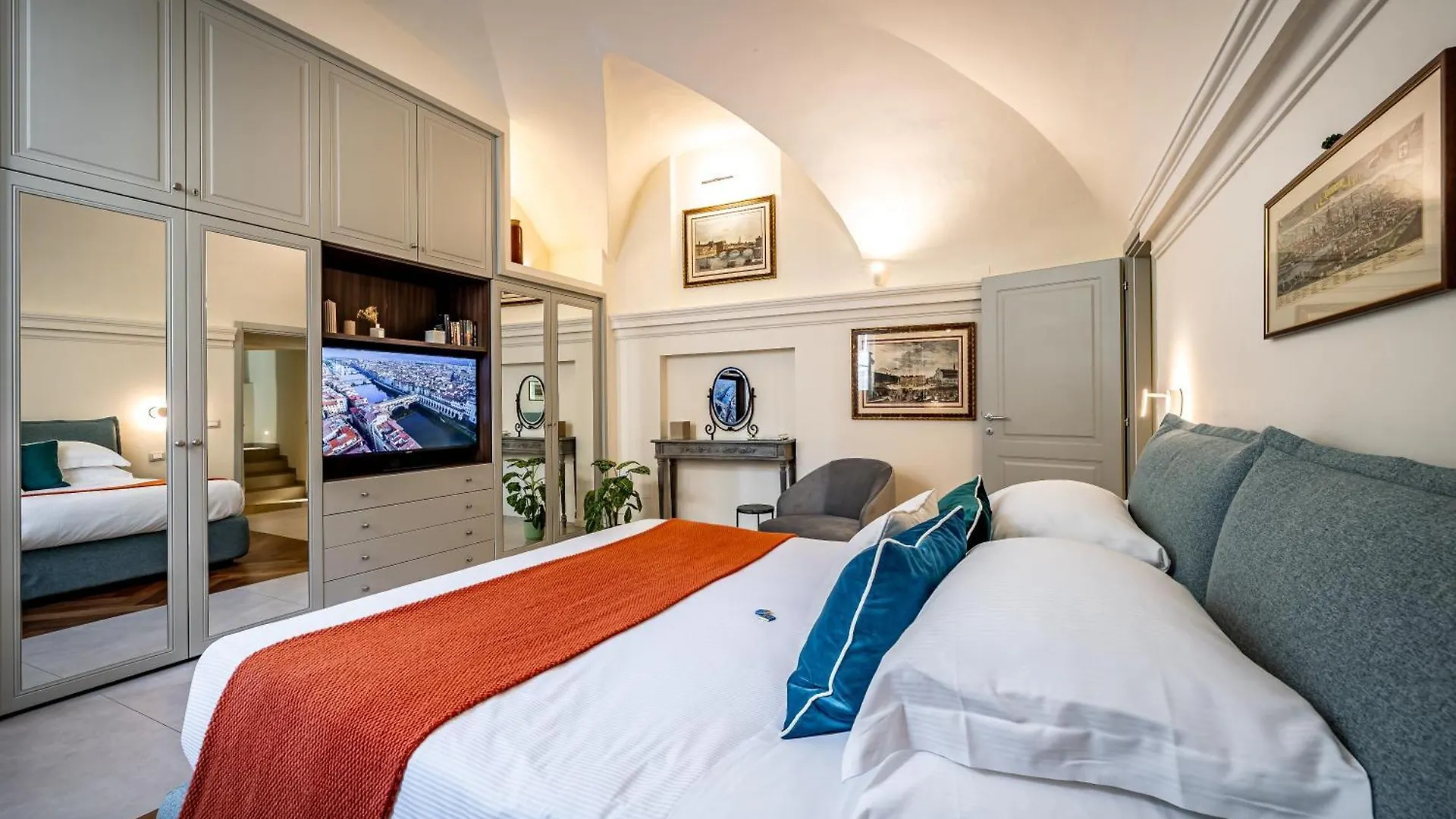 Aparthotel Dimora Collection - Le Corti - Boutique Luxury Suites In A Restored 13Th Century Convent, With Sauna And Gym (Adults Only) Florenz