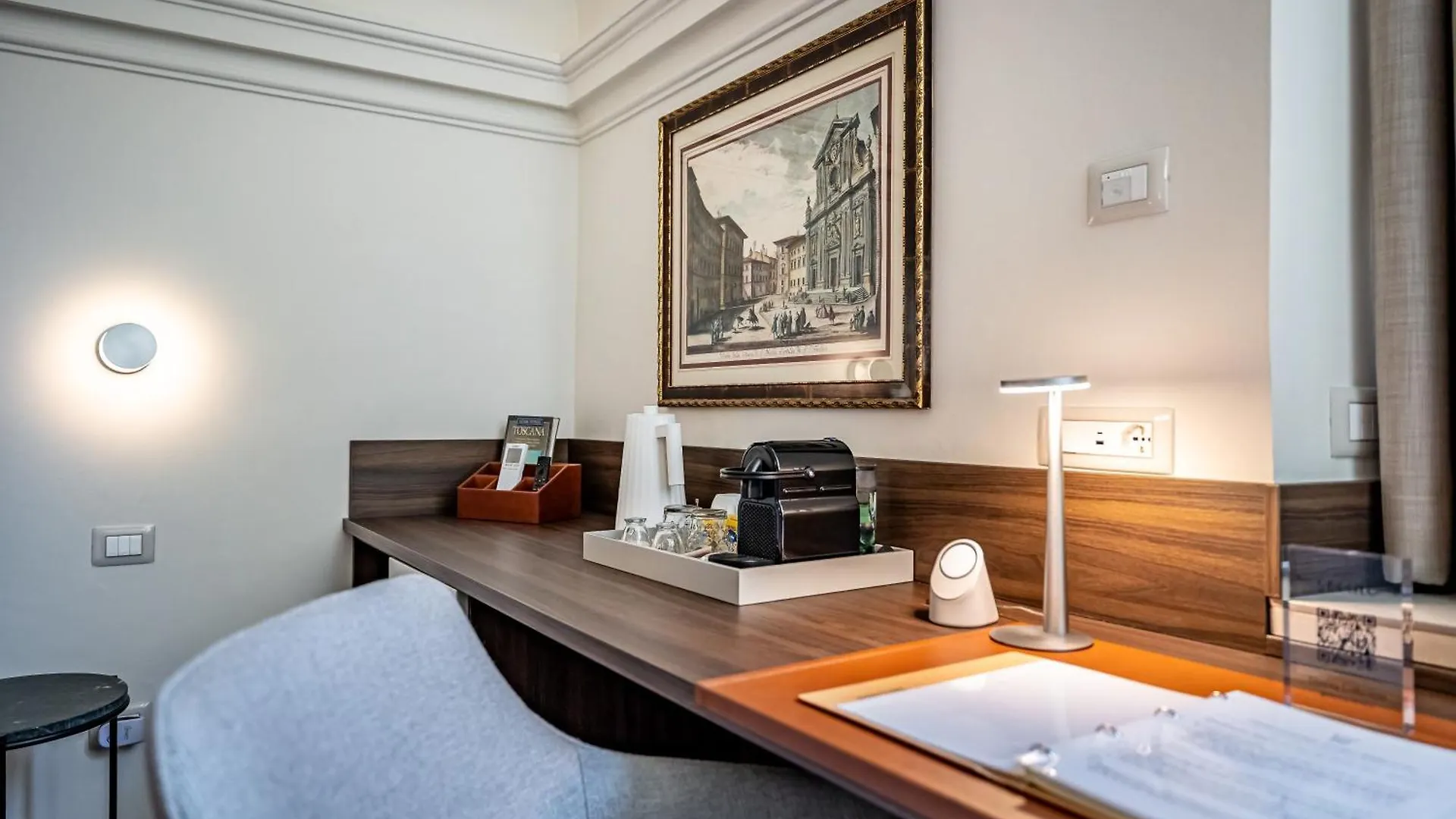 Dimora Collection - Le Corti - Boutique Luxury Suites In A Restored 13Th Century Convent, With Sauna And Gym (Adults Only) Florenz Italien